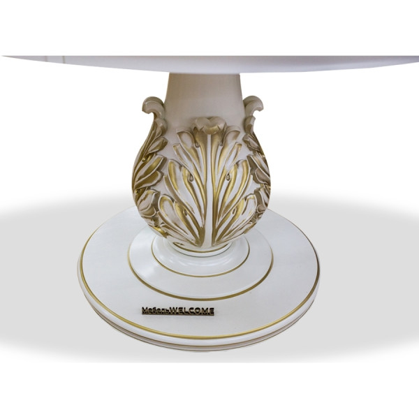 Большой круглый стол на одной ножке