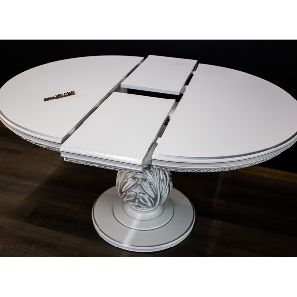 Большой круглый стол на одной ножке