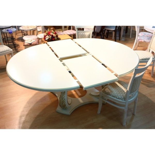 Большой круглый стол с менажницей